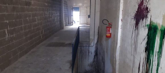  عقار تجاري في Naples, Italy 190متر مربع رقم 253910 2