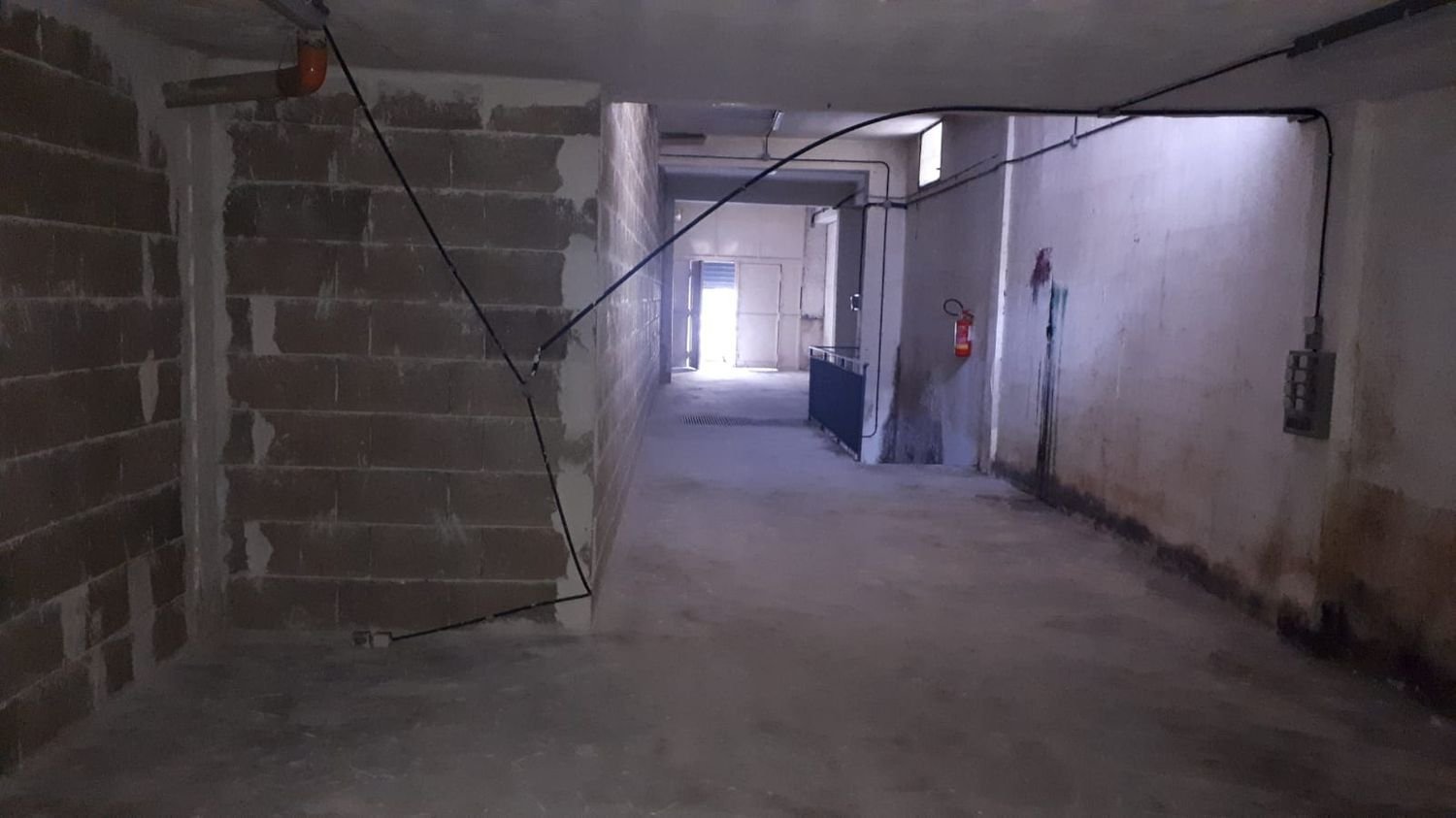  عقار تجاري في Naples, Italy 190متر مربع رقم 253910