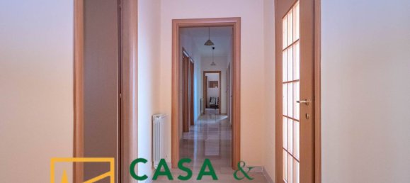 6 Schlafzimmer Villa in Vairano Patenora, Italy, Nr. 325678 11