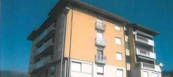 3-salle Appartement à Vittorio Veneto, Italy No. 294318 10