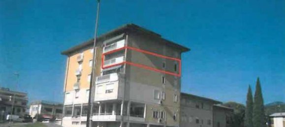 3-salle Appartement à Vittorio Veneto, Italy No. 294318 6