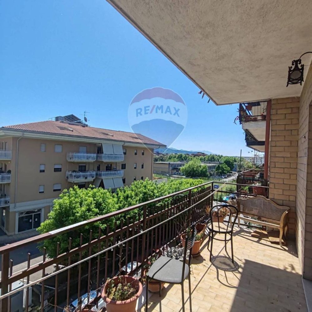 4 bedrooms Apartment in Cassino, Italy No. 341602