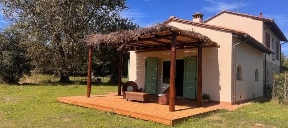 3 rooms House in Viareggio, Italy No. 381987 3