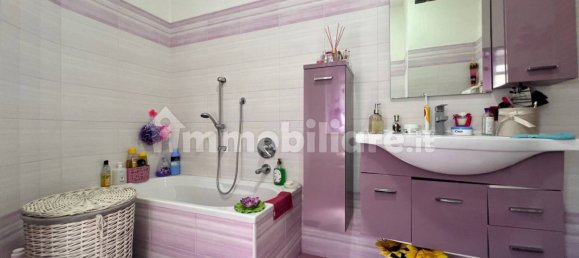 2 Schlafzimmer Wohnung in Como, Italy, Nr. 102317 26