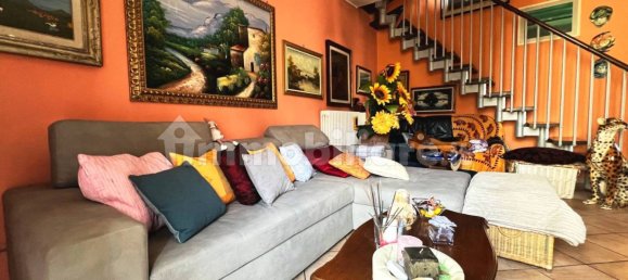 2 Schlafzimmer Wohnung in Como, Italy, Nr. 102317 17