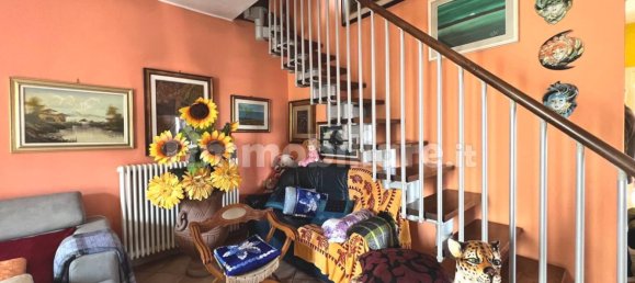 2 Schlafzimmer Wohnung in Como, Italy, Nr. 102317 16