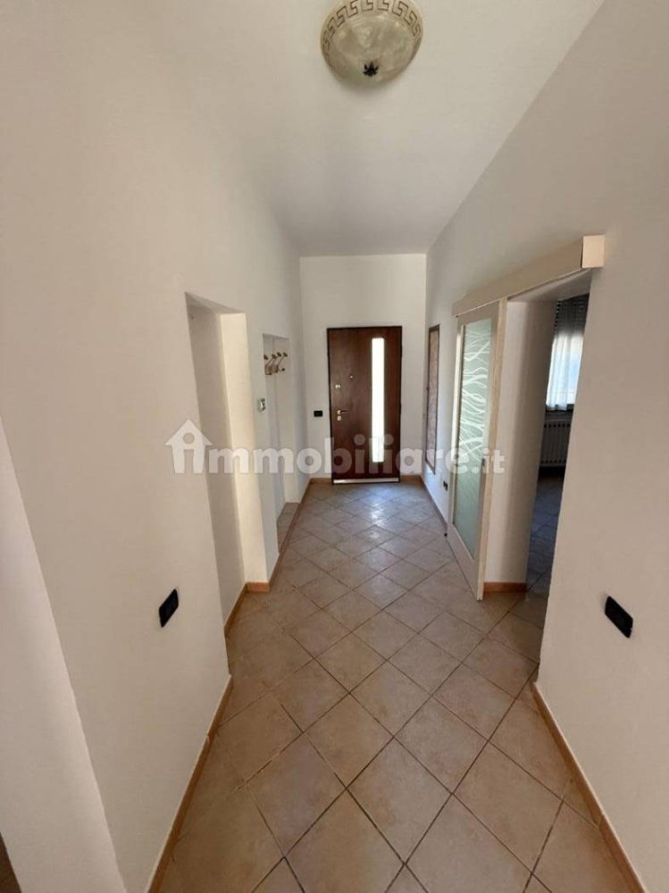 2 bedrooms House in Ostiglia, Italy No. 332267