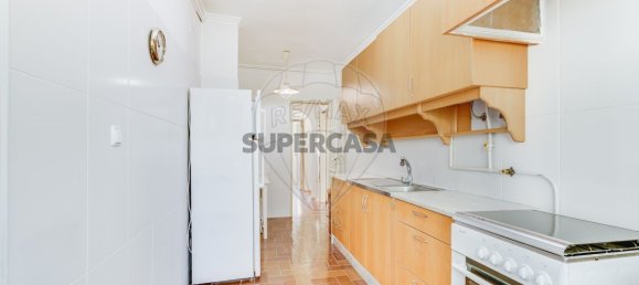 2 Schlafzimmer Wohnung in Odivelas, Portugal, Nr. 351137 4