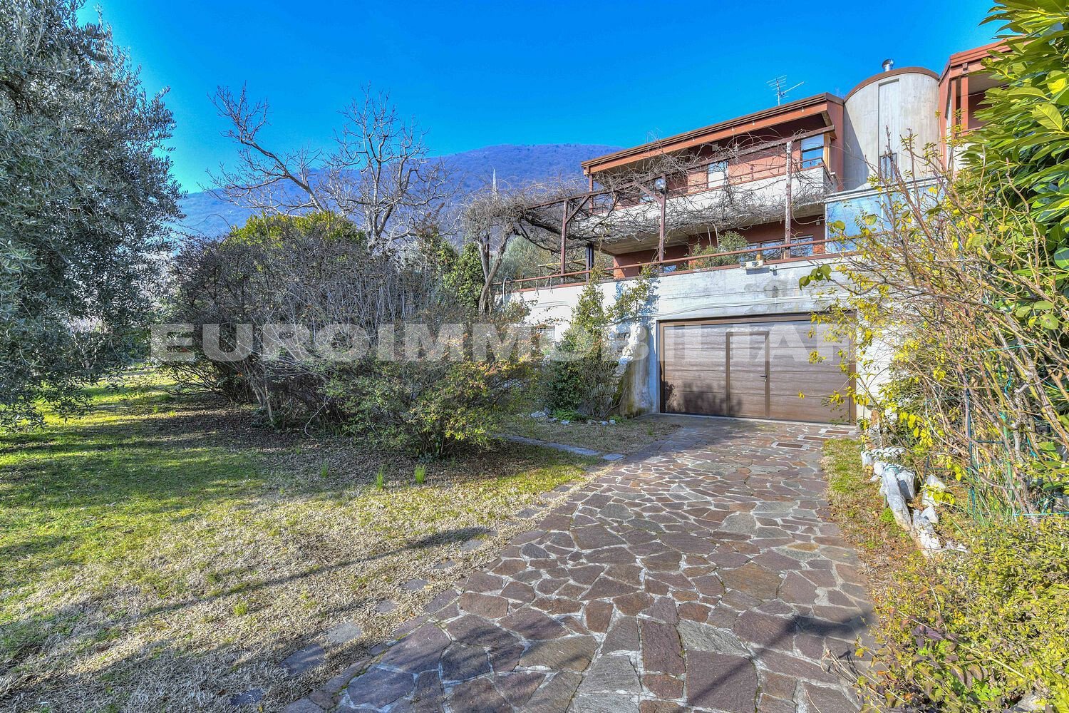 4 bedrooms Villa in Botticino, Italy No. 235014