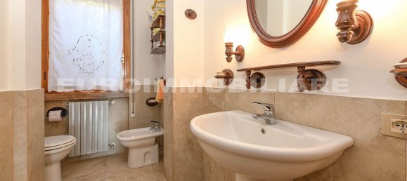 4 bedrooms Villa in Botticino, Italy No. 235014 8