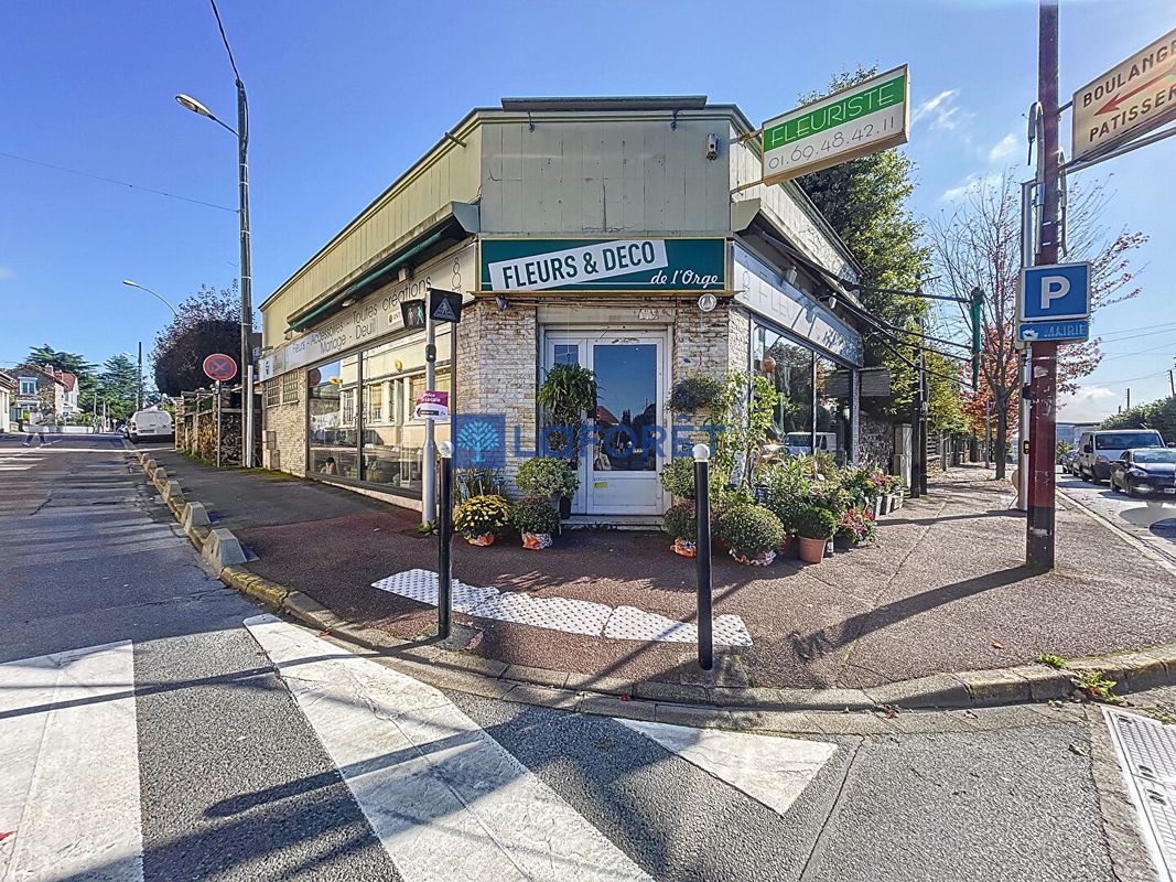 Коммерческая недвижимость 146м² в Савиньи-сюр-Орж, Франция № 176261