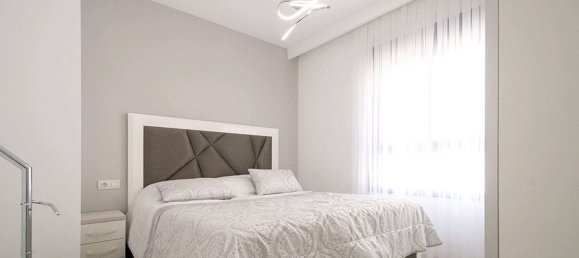 3 bedrooms Penthouse in Alicante, Spain No. 144931 12