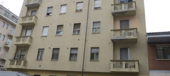 Apartamento T2 em Turin, Italy N.º 343865 3