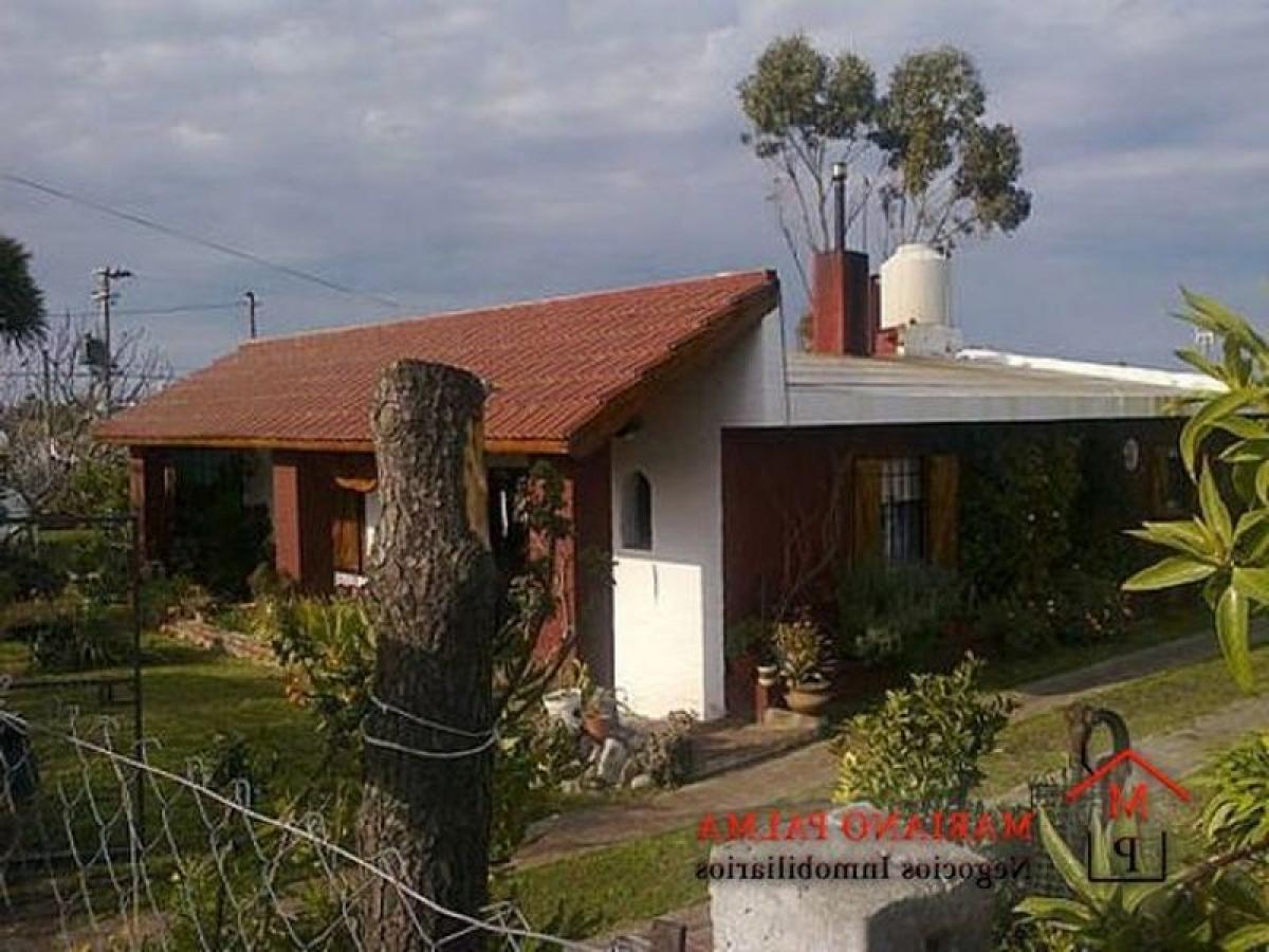 2 bedrooms House in Mar del Plata, Argentina No. 67485