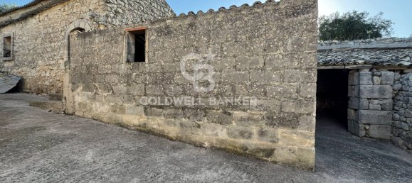 Земельный участок 340м² в Рагуза, Италия № 259616 24