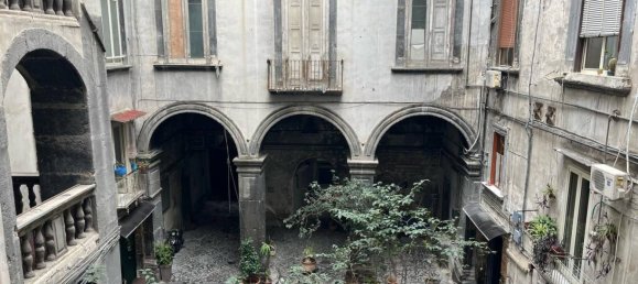 1 bedroom Apartment in Naples, Italy No. 260916 10