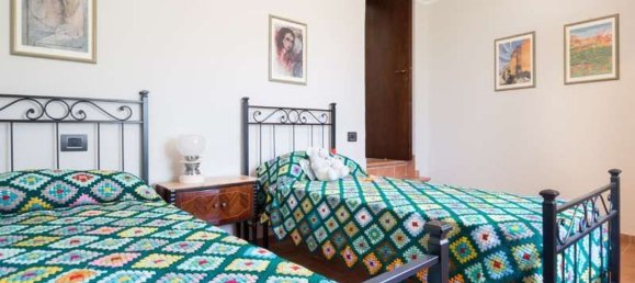 9 Schlafzimmer Haus in Spoleto, Italy, Nr. 339748 33