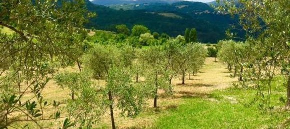 9 Schlafzimmer Haus in Spoleto, Italy, Nr. 339748 42