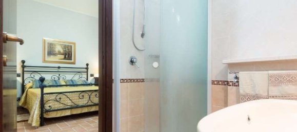 9 Schlafzimmer Haus in Spoleto, Italy, Nr. 339748 34