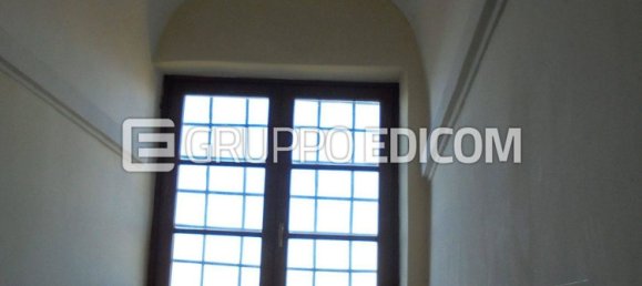 1000m² Building in Terni, Italy No. 289695 12