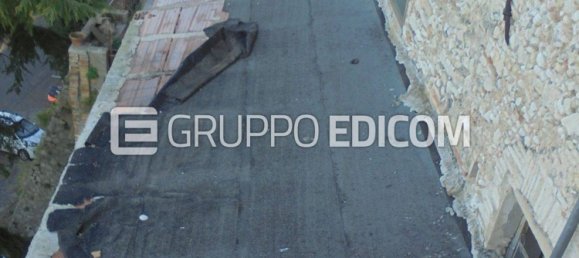 1000m² Building in Terni, Italy No. 289695 3