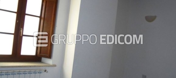 1000m² Building in Terni, Italy No. 289695 9
