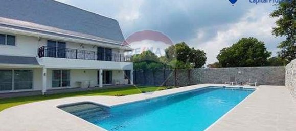 5 bedrooms Cafe / restaurant in Pattaya, Thailand No. 12218 4