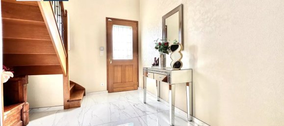 4 bedrooms House in Villers-Cotterets, France No. 221411 13