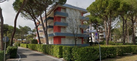 3 rooms Apartment in Udine, Italy No. 95790 2