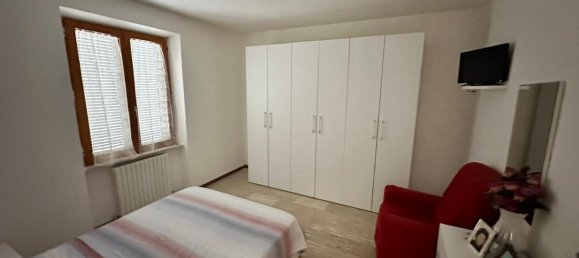 4 bedrooms House in Assisi, Italy No. 333507 13