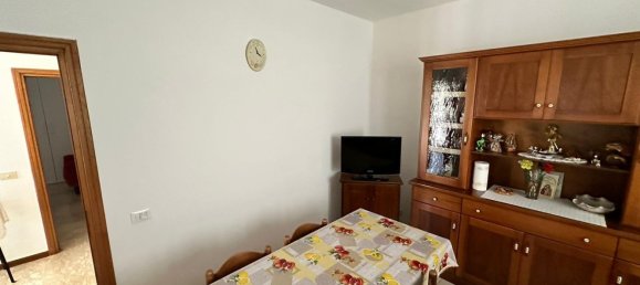 4 bedrooms House in Assisi, Italy No. 333507 7