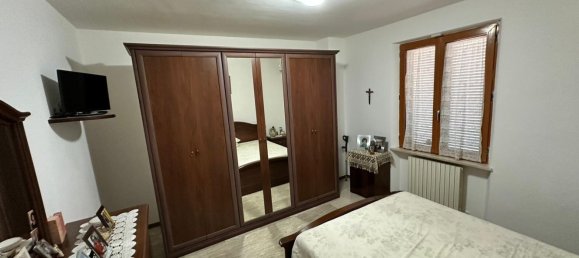 4 bedrooms House in Assisi, Italy No. 333507 3