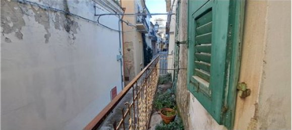 4 bedrooms House in Lanciano, Italy No. 294229 11