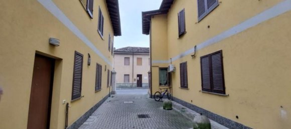 4 rooms Duplex in Gerenzago, Italy No. 185127 19