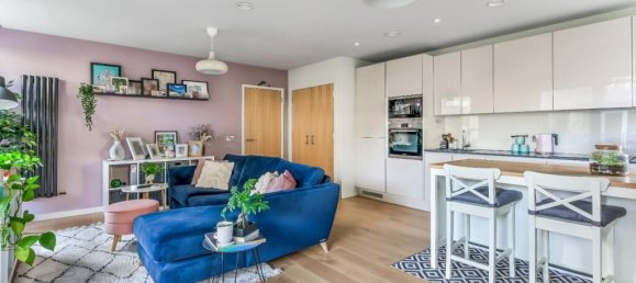 1 bedroom Apartment in Brentford, United Kingdom No. 12355 2