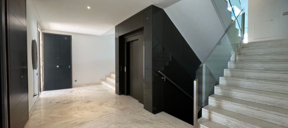 4 bedrooms House in Pozuelo de Alarcon, Spain No. 19718 5