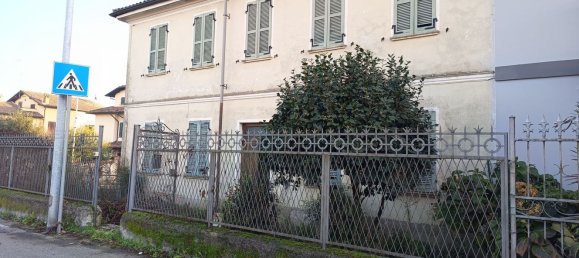 4 rooms House in Sannazzaro de' Burgondi, Italy No. 172530 2