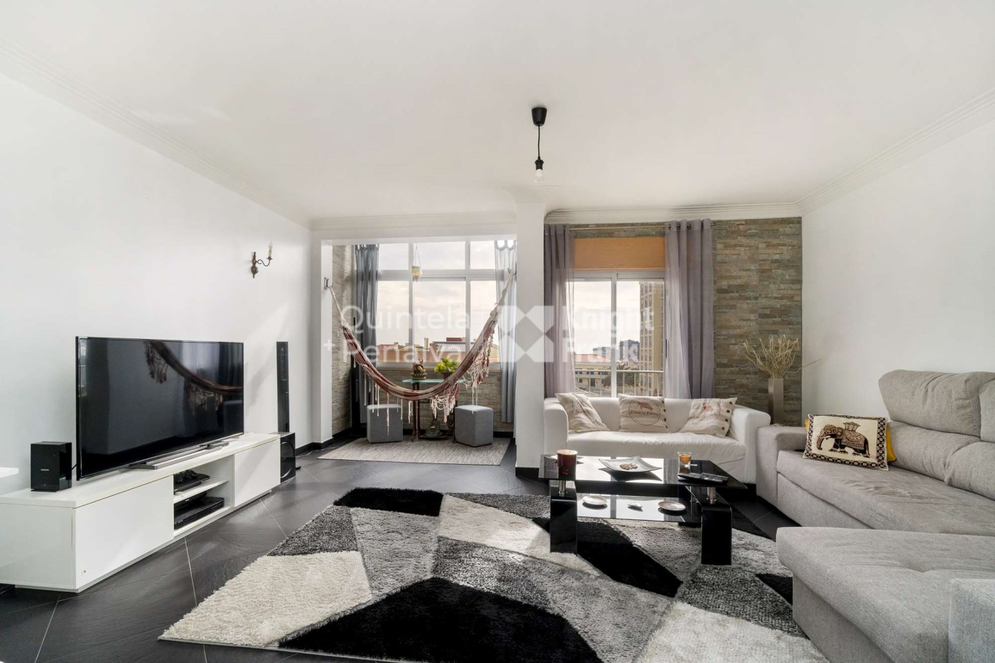 3 bedrooms Apartment in Cascais, Portugal No. 124177