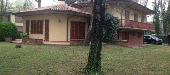 3 Schlafzimmer Villa in Massa, Italy, Nr. 66547 3