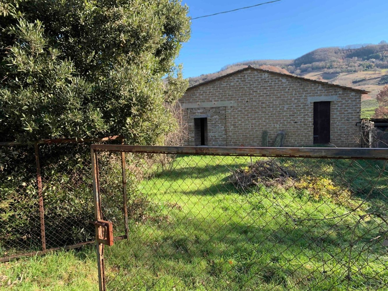 2 bedrooms House in Assisi, Italy No. 325624