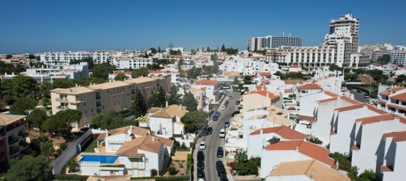 2 Schlafzimmer Haus in Albufeira, Portugal, Nr. 24546 16