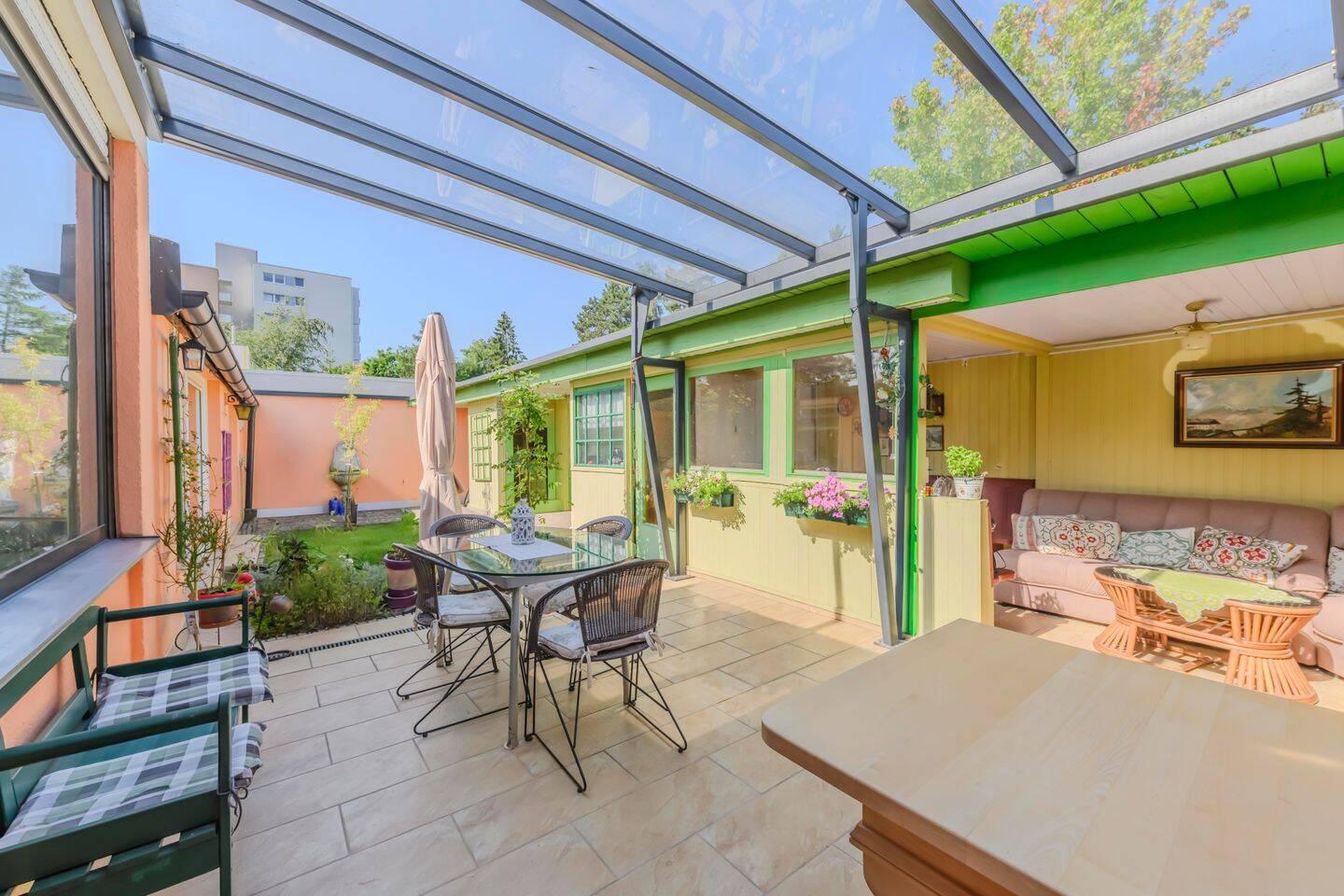 2 bedrooms Townhouse in Munich, Germany No. 292078