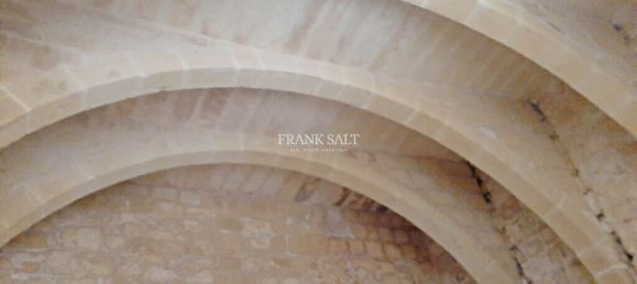  Cafe / restaurant in Rabat, Malta No. 13414 2