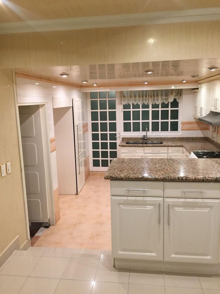 5 bedrooms House in Mexico No. 184336