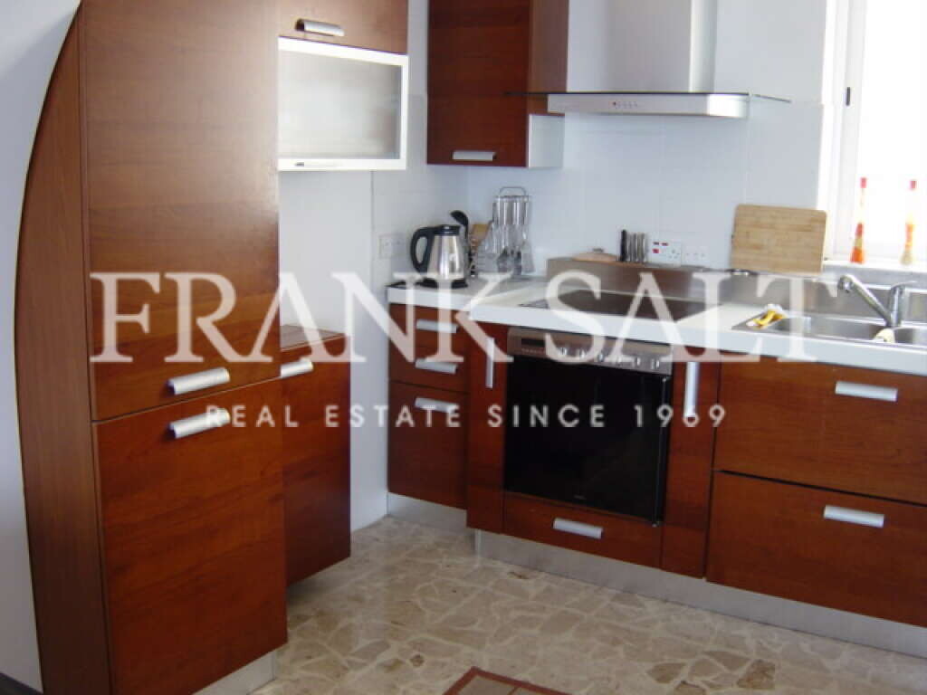 Квартира с 3 спальнями в Слима, Мальта № 3117