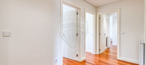 4 bedrooms Apartment in Porto, Portugal No. 111902 17