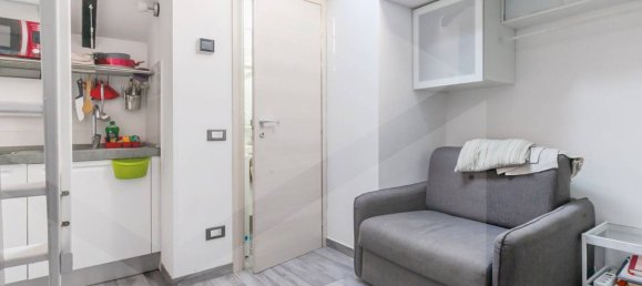 Studio in Milan, Italy No. 241383 5