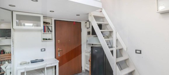 Studio in Milan, Italy No. 241383 7