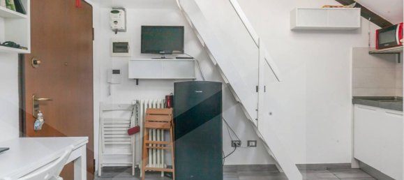 Studio in Milan, Italy No. 241383 3