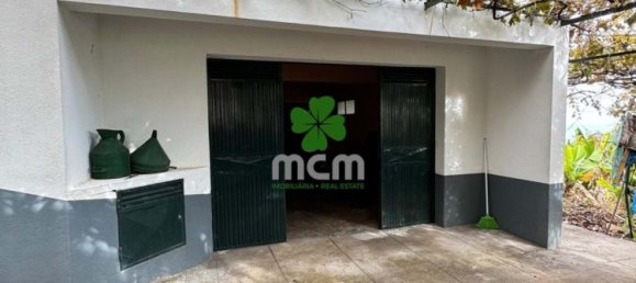 3 bedrooms Villa in Funchal, Portugal No. 129493 8